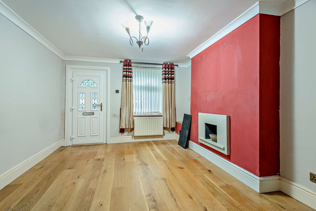 Property photo 2 of 15