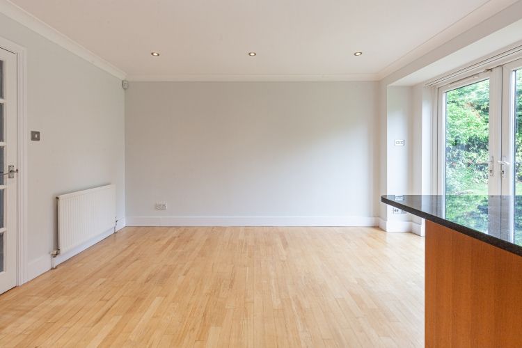 Property photo 3 of 14 259173