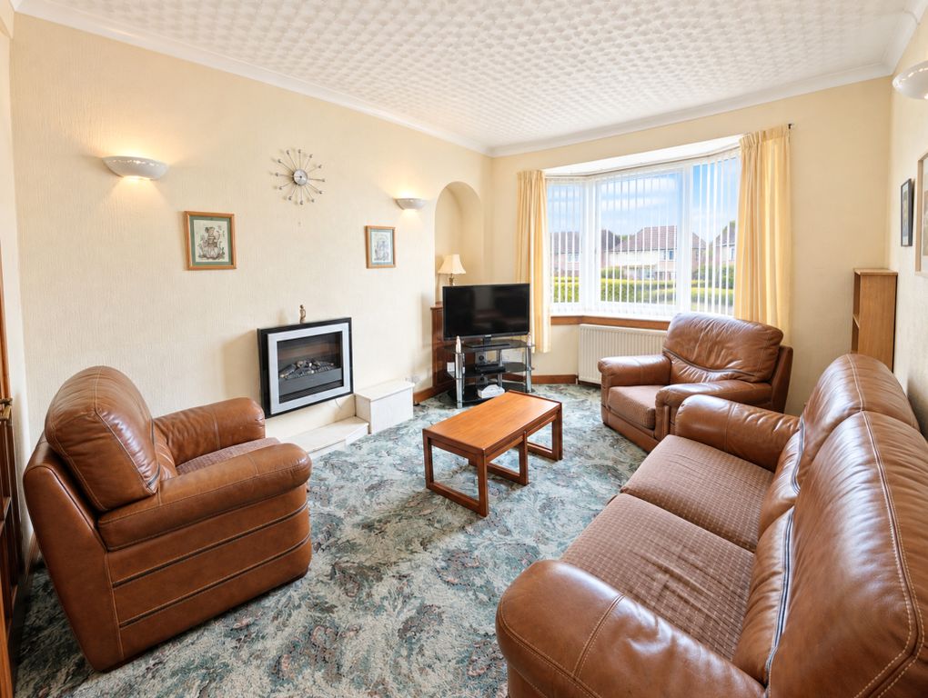 Property photo 3 of 23