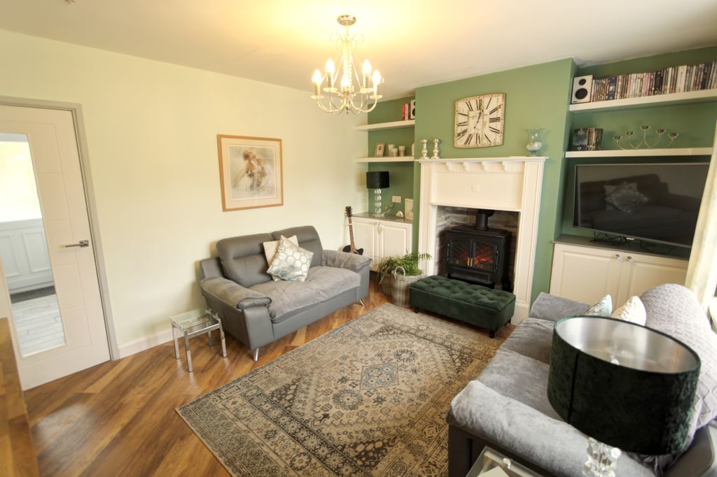 Property photo 2 of 12 Lounge A