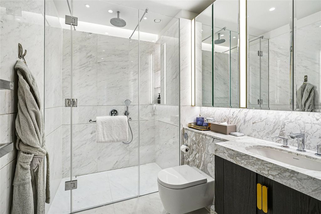 Additional image 23 of 6 bed flat to rentOak Lane, London SW8