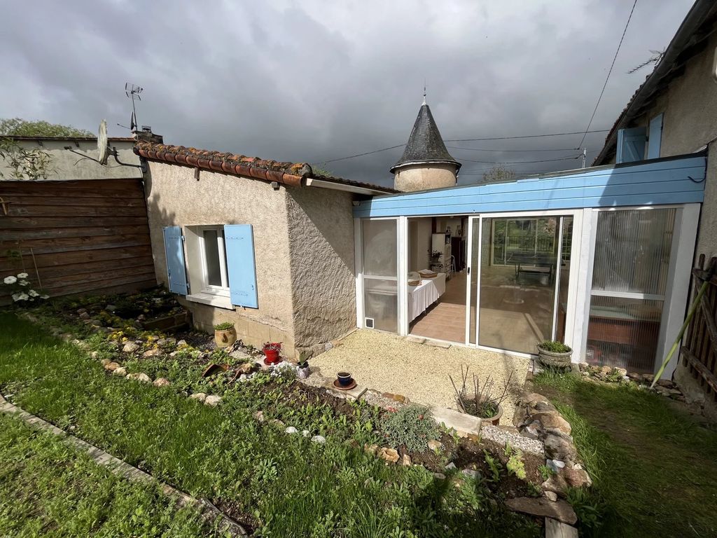 Property photo 3 of 15