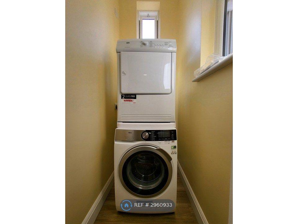Property photo 3 of 4