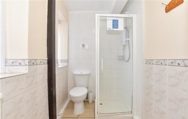 Property photo 2 of 8 Bathroom