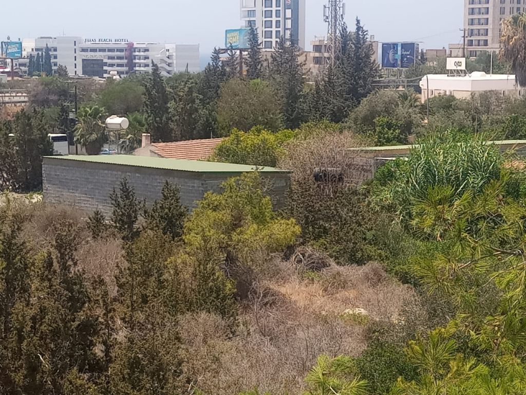 Property photo 2 of 3