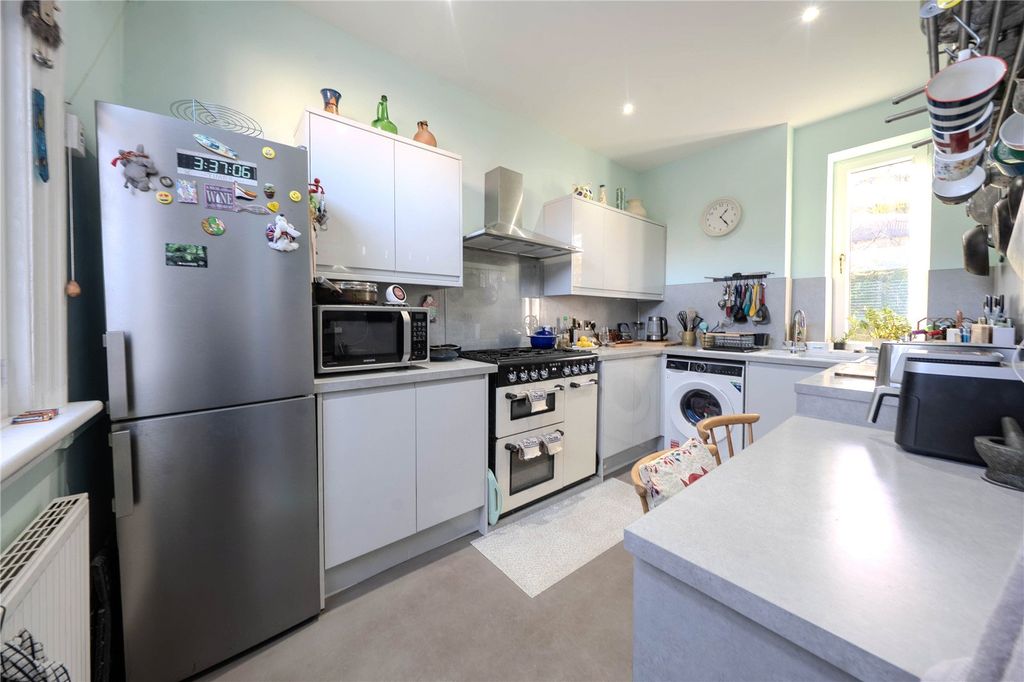 Property photo 2 of 13 Picture No. 05