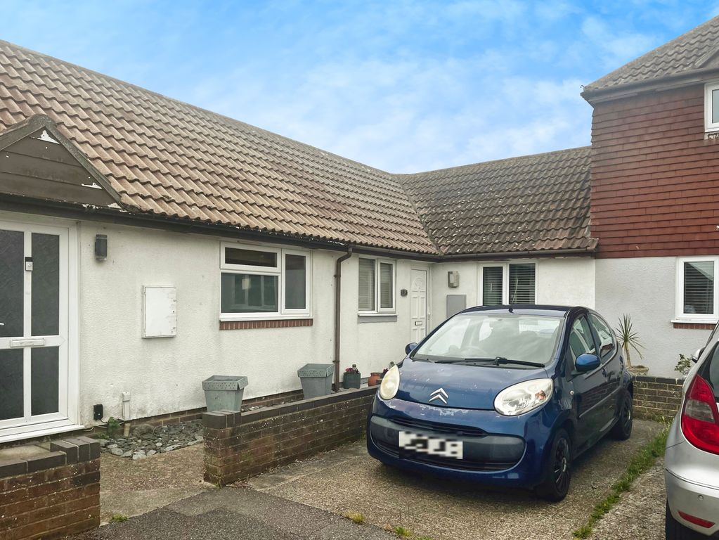 Property photo 3 of 25