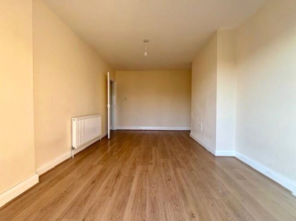 Property photo 3 of 13 Picture No. 08