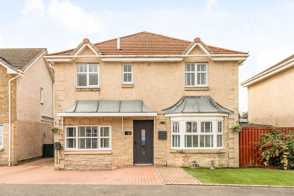 Property photo 1 of 31