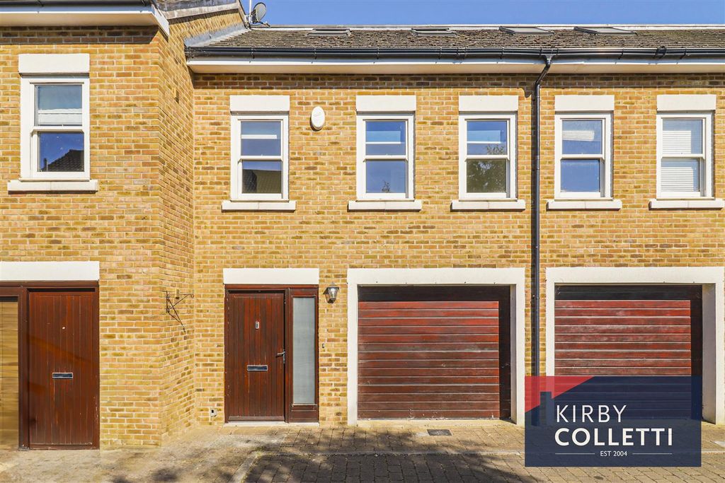 Property photo 1 of 21