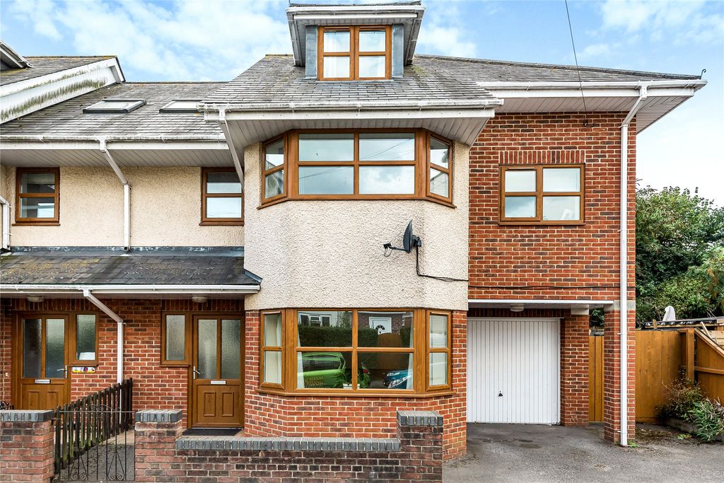Property photo 1 of 10 Picture No. 01