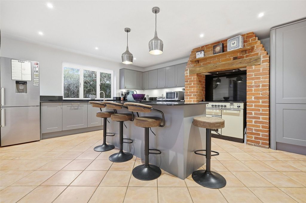 Property photo 3 of 19 Kitchen/Diner
