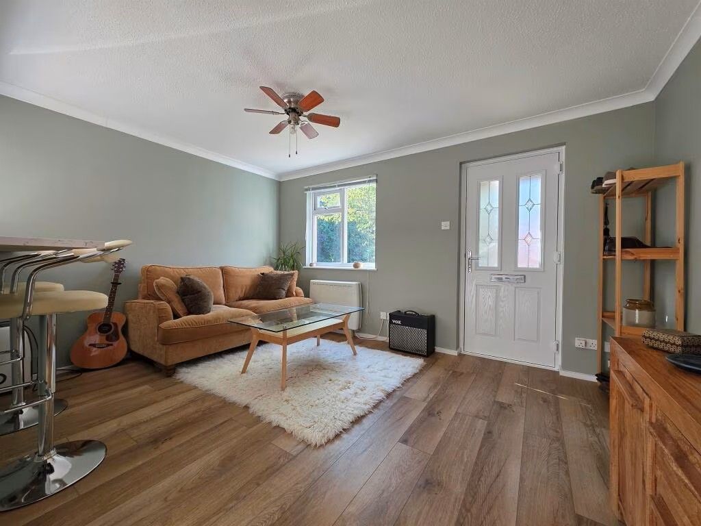 Property photo 3 of 8