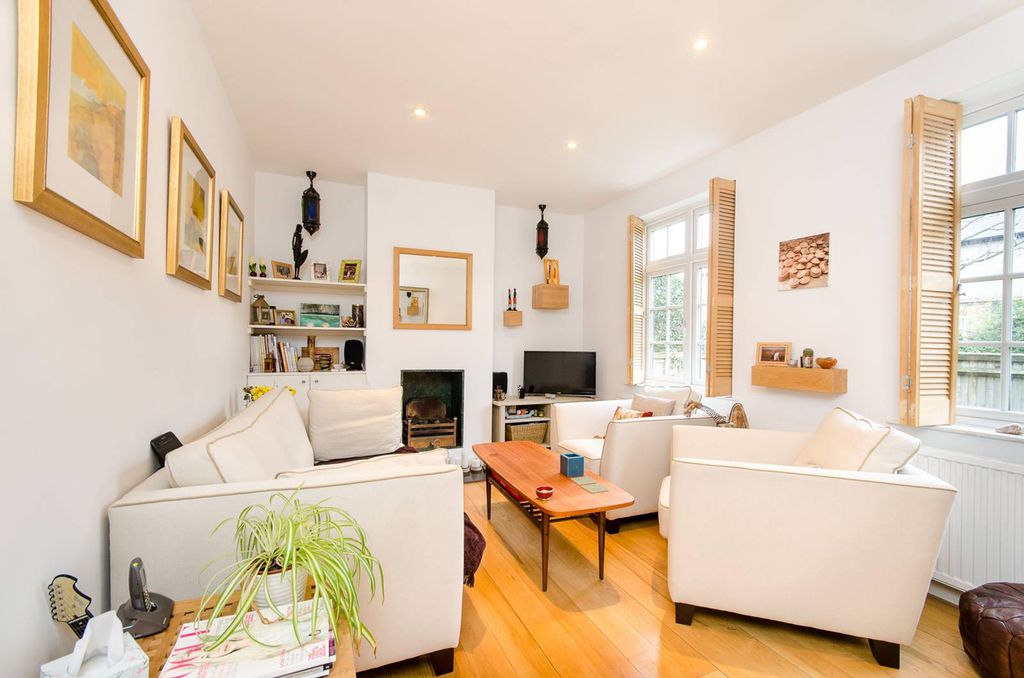 Property photo 1 of 7