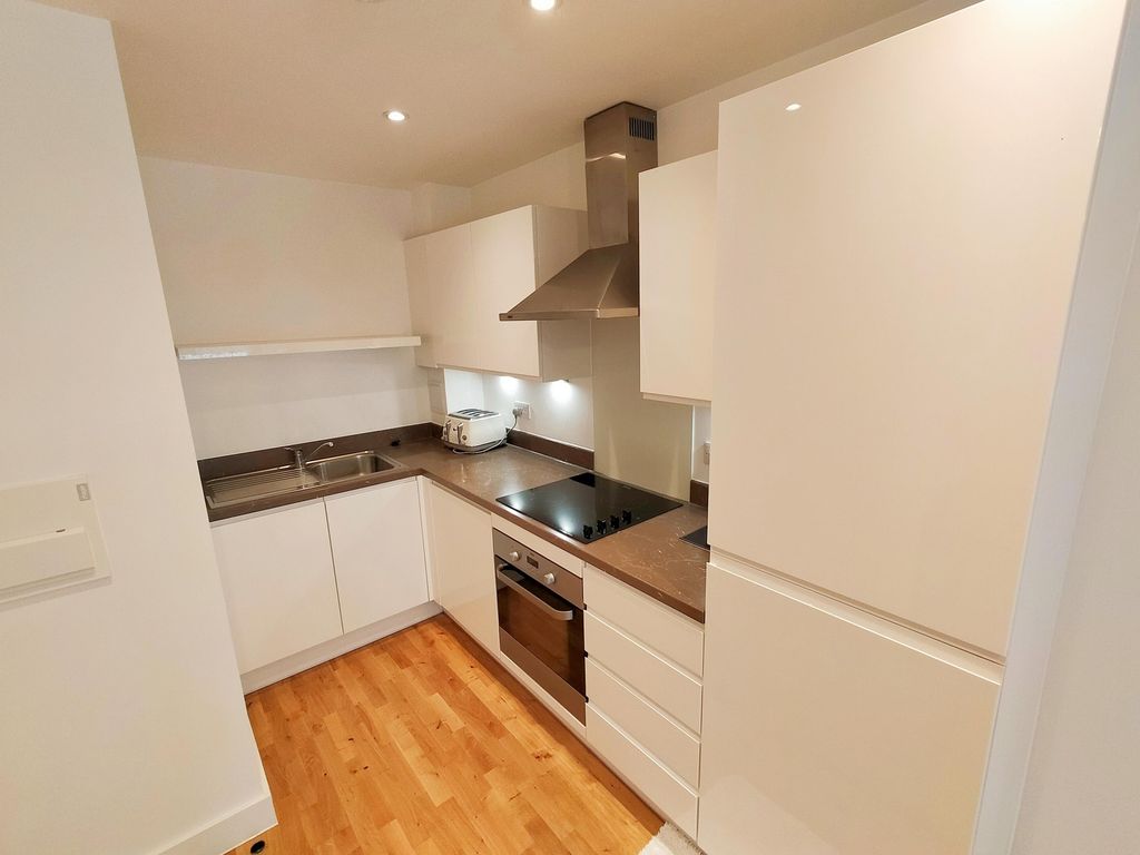 Property photo 2 of 13 Image