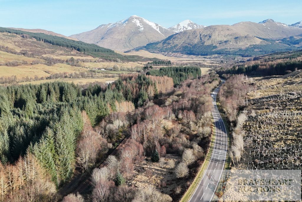 Property photo 1 of 15 Photo 12