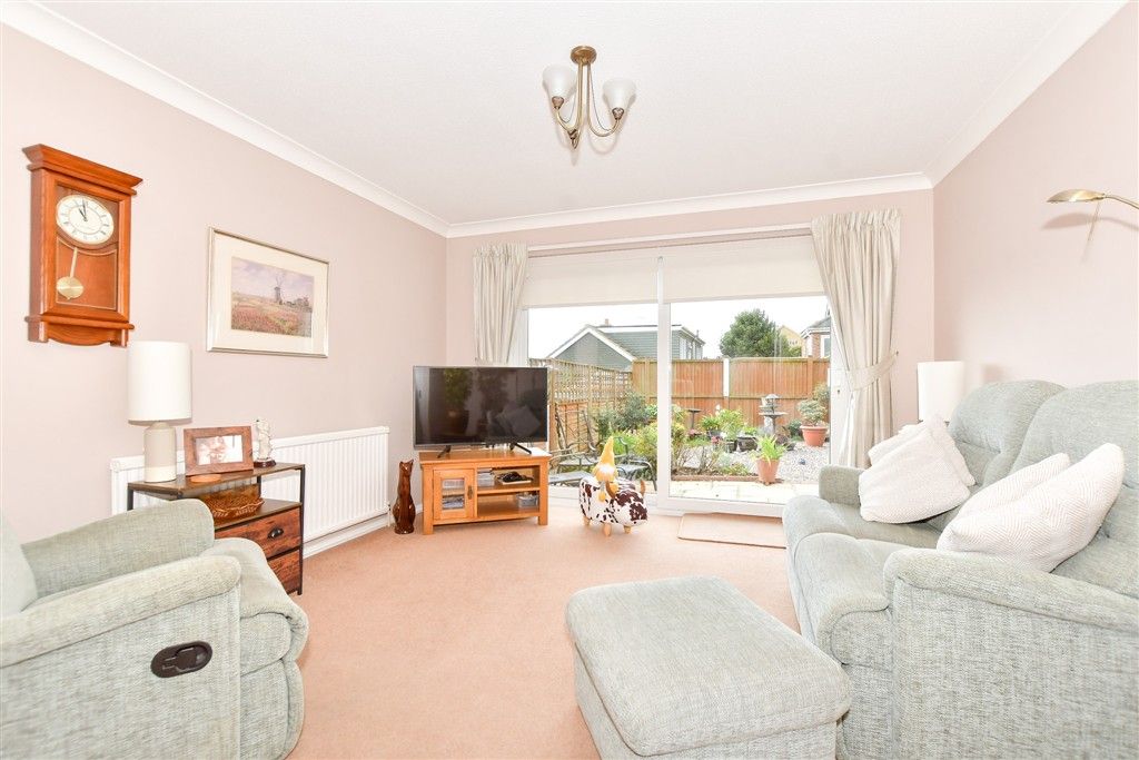 Property photo 1 of 10 Lounge/Diner