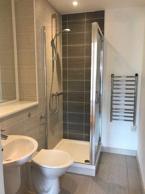 Property photo 3 of 7 Bathroom