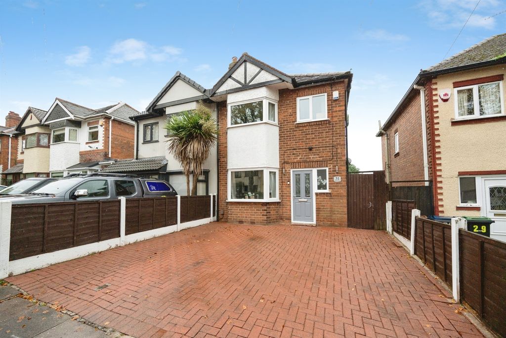 Property photo 2 of 19