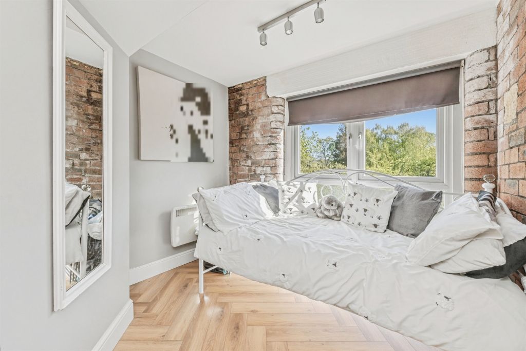 Additional image 10 of 1 bed flat for saleFearnley Mill Drive, Huddersfield HD5