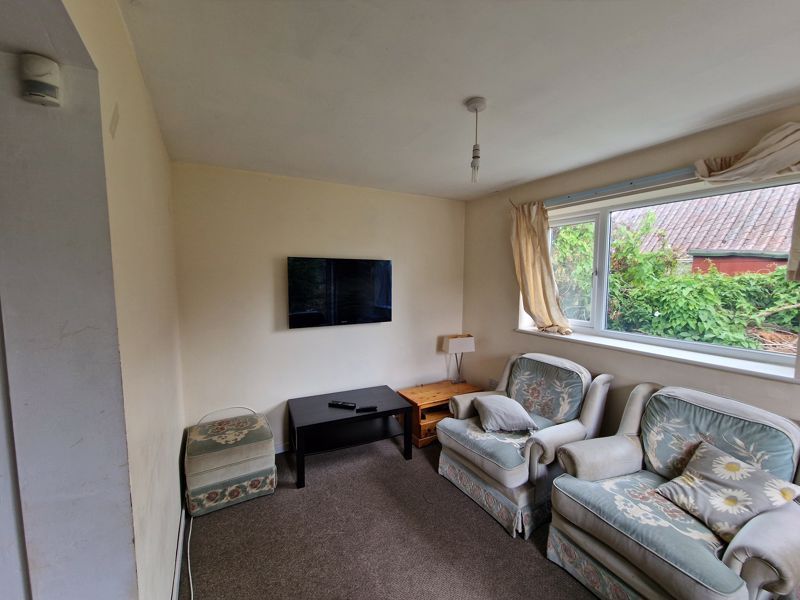 Property photo 3 of 12 Photo 10