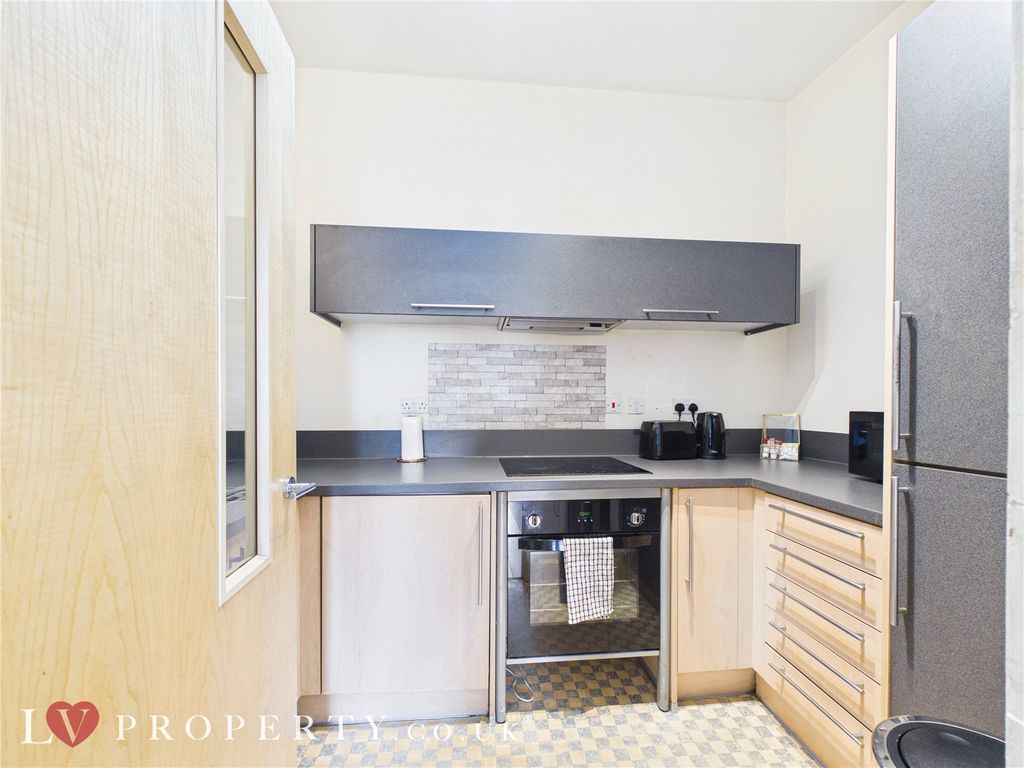 Property photo 2 of 6 Picture No. 03