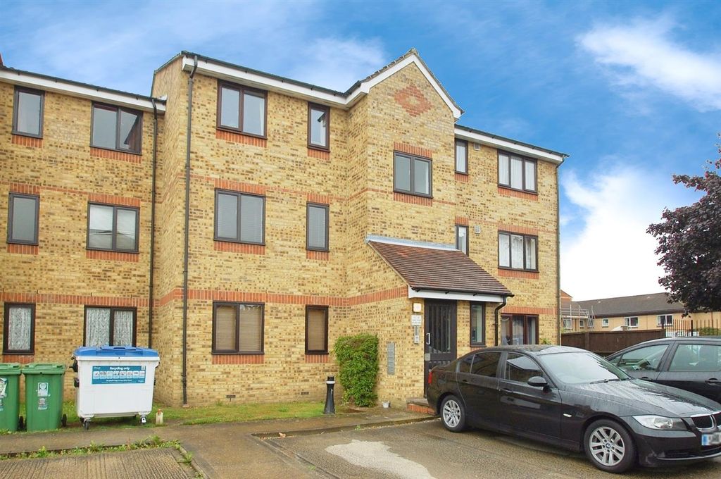 Property photo 1 of 4 0Cf7E21F-Front.Jpg