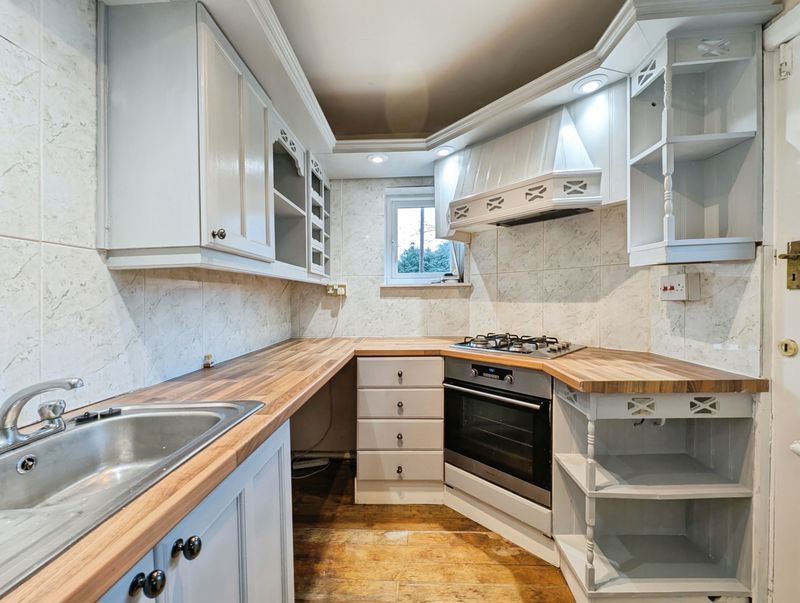 Property photo 2 of 13 Photo 14