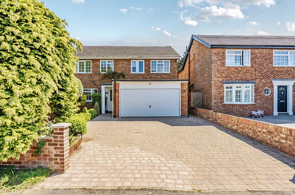 Additional image 19 of 4 bed detached house for saleWalden Avenue, Arborfield, Reading, Berkshire RG2