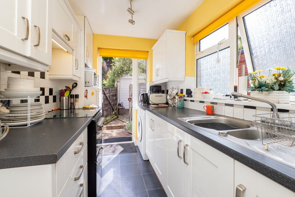 Property photo 2 of 14 Picture No. 07