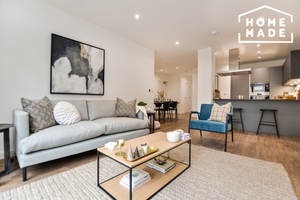 Property photo 2 of 22