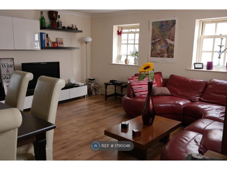 Property photo 2 of 7