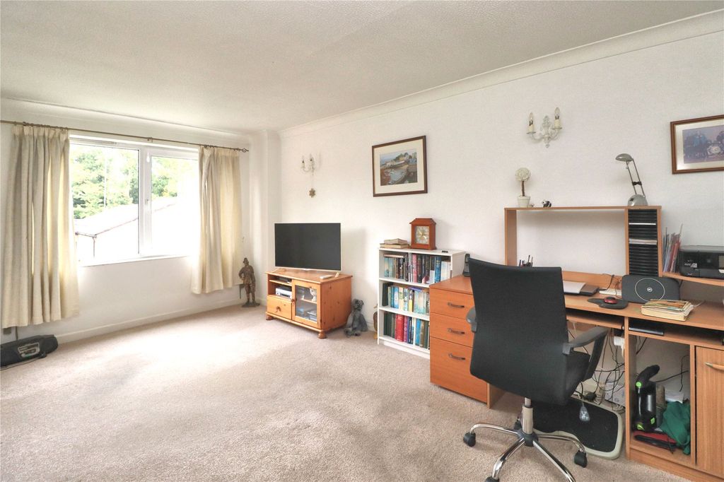 Property photo 3 of 6 Picture No. 02