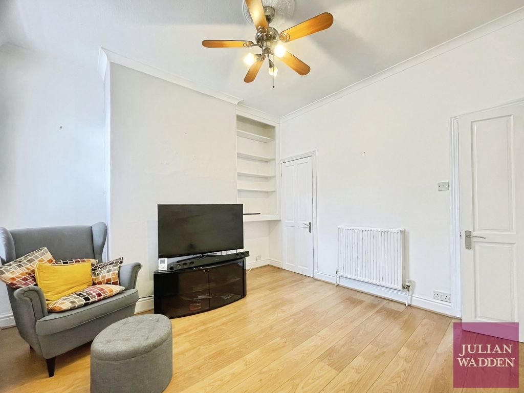 Property photo 2 of 11 Picture No. 09