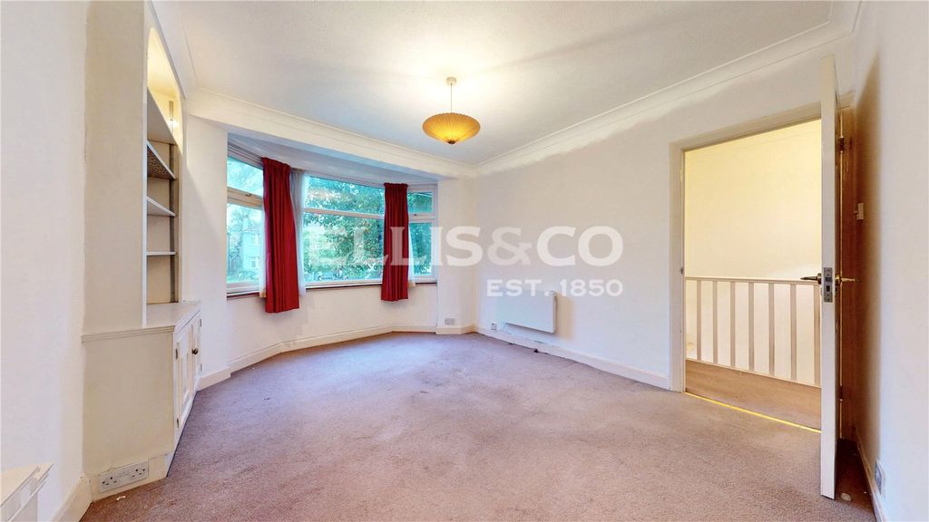 Property photo 3 of 12 Picture No. 37