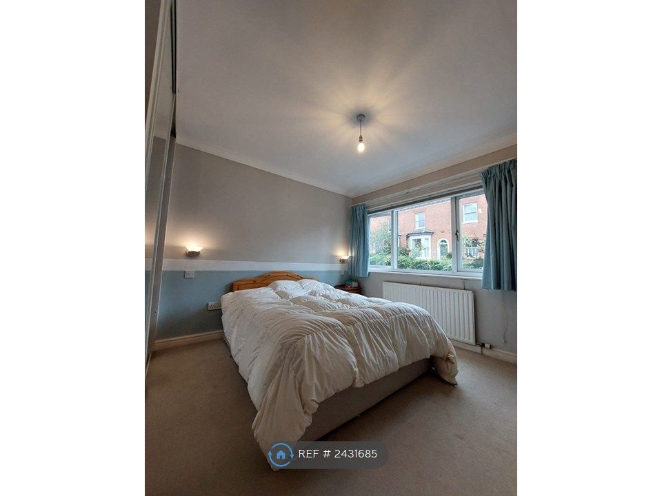 Property photo 1 of 15 Bedroom 1