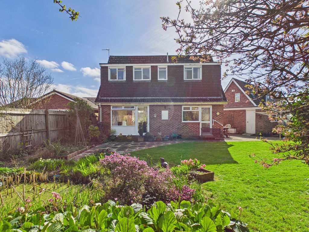 Property photo 2 of 19