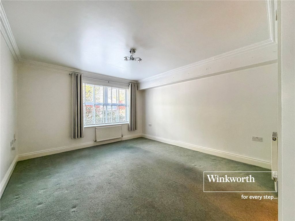 Property photo 3 of 12 Picture No. 27