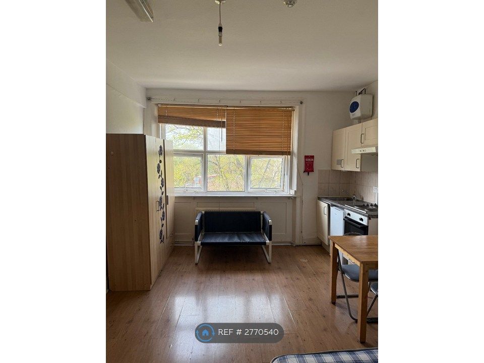 Property photo 1 of 2