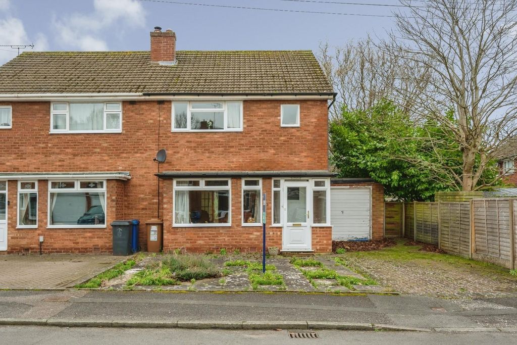 Property photo 1 of 20 33Bensonclose-24.Jpg