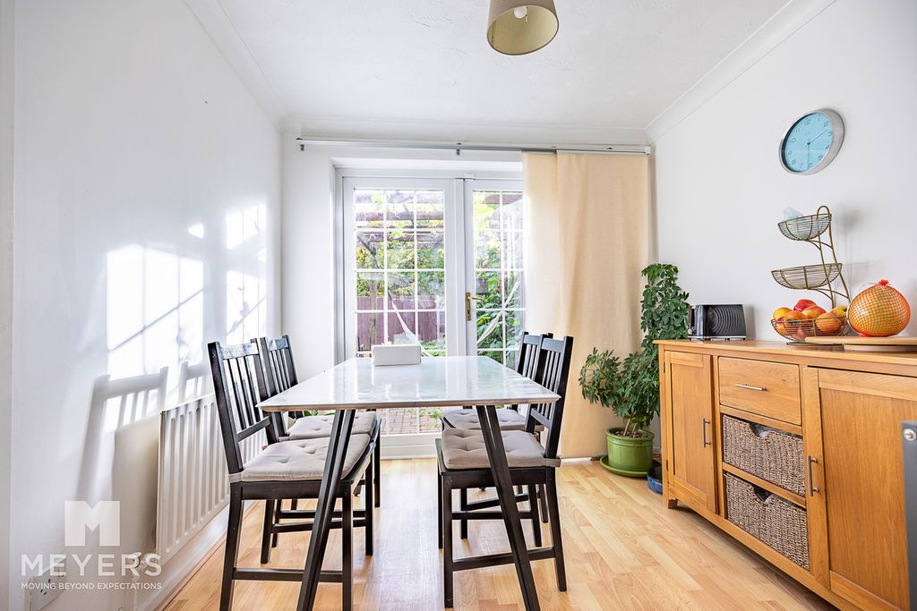 Property photo 3 of 15