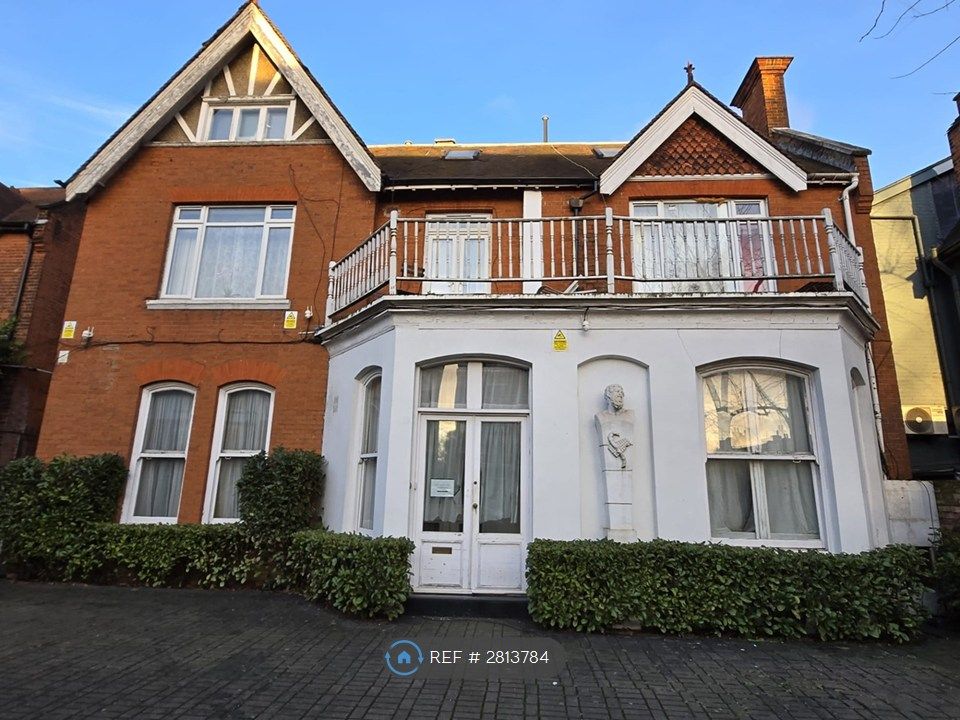 Property photo 3 of 12