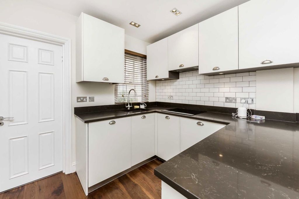 Property photo 2 of 4