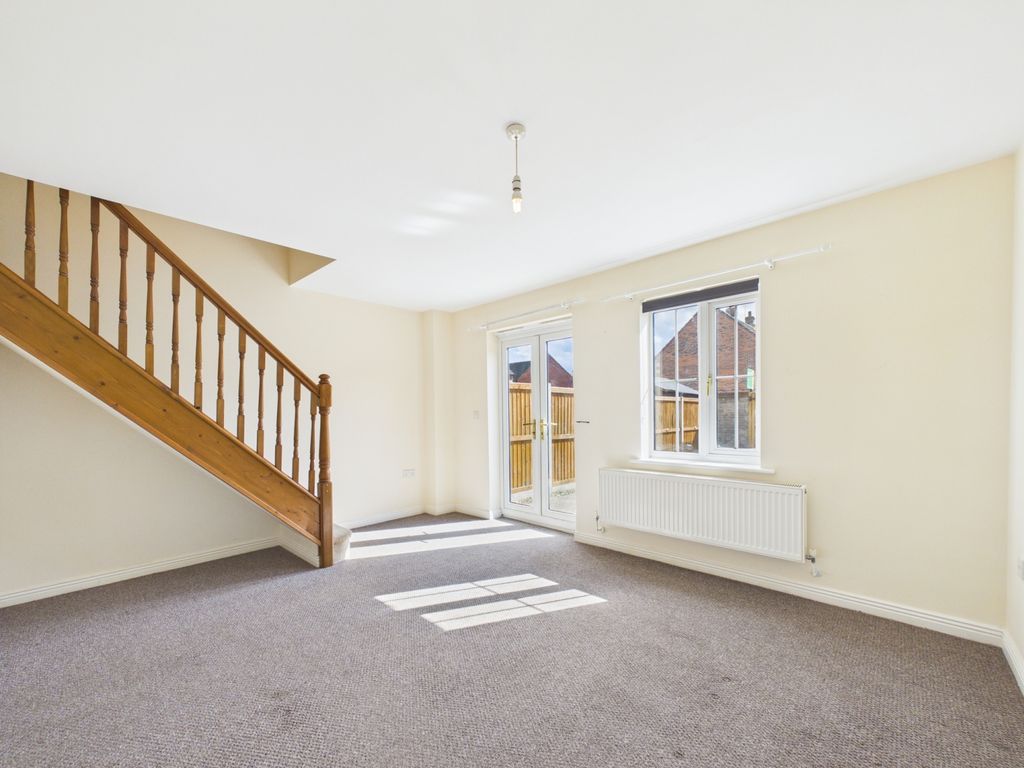 Property photo 3 of 7 Cam05203G0-Pr0072-Still004