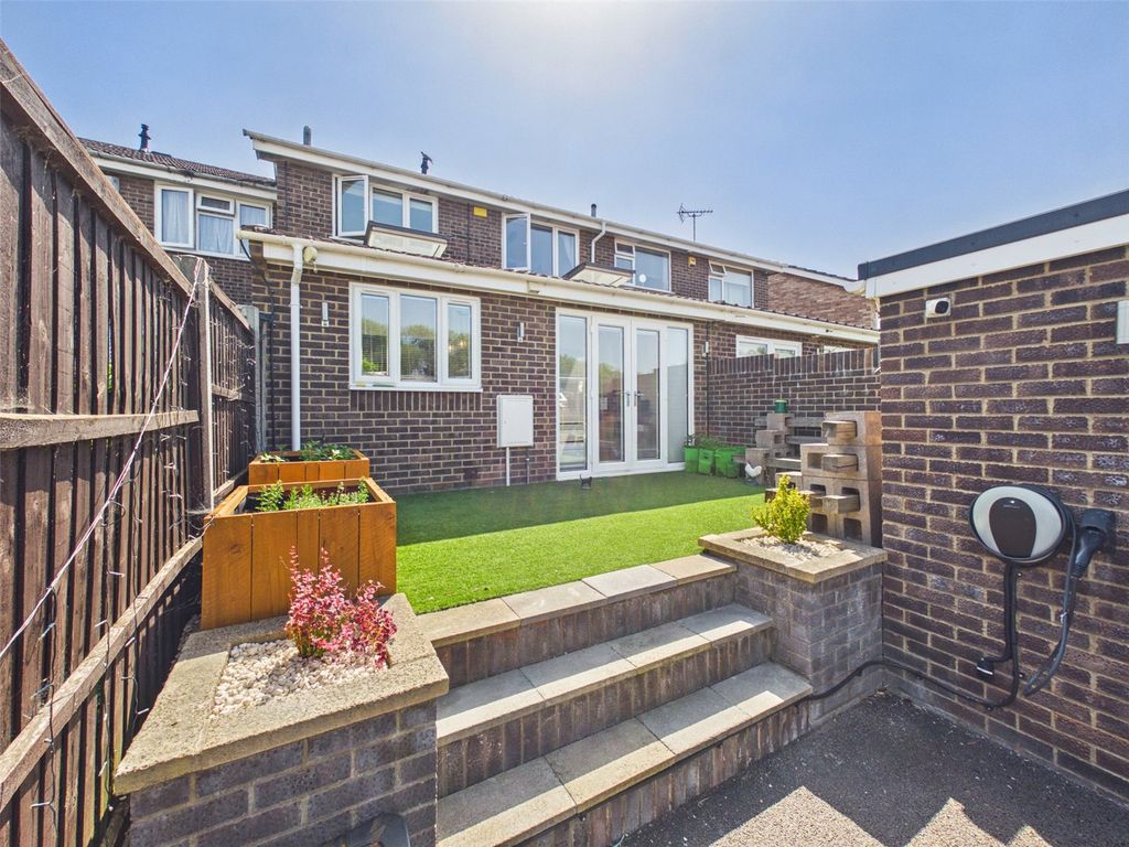 Property photo 1 of 16 Picture No. 28