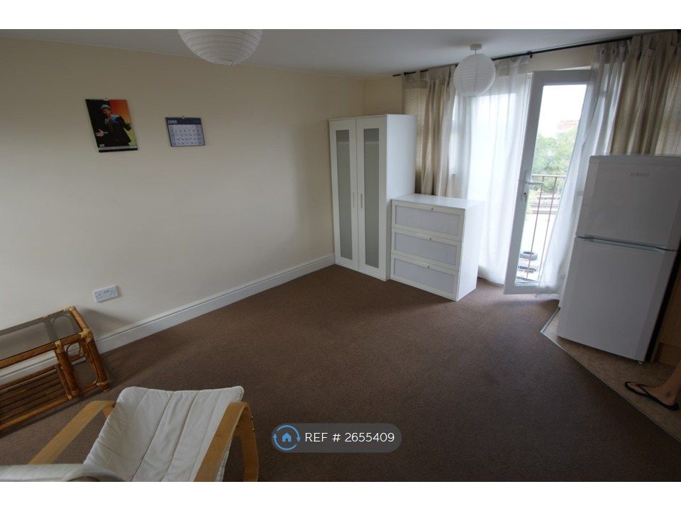 Property photo 2 of 5