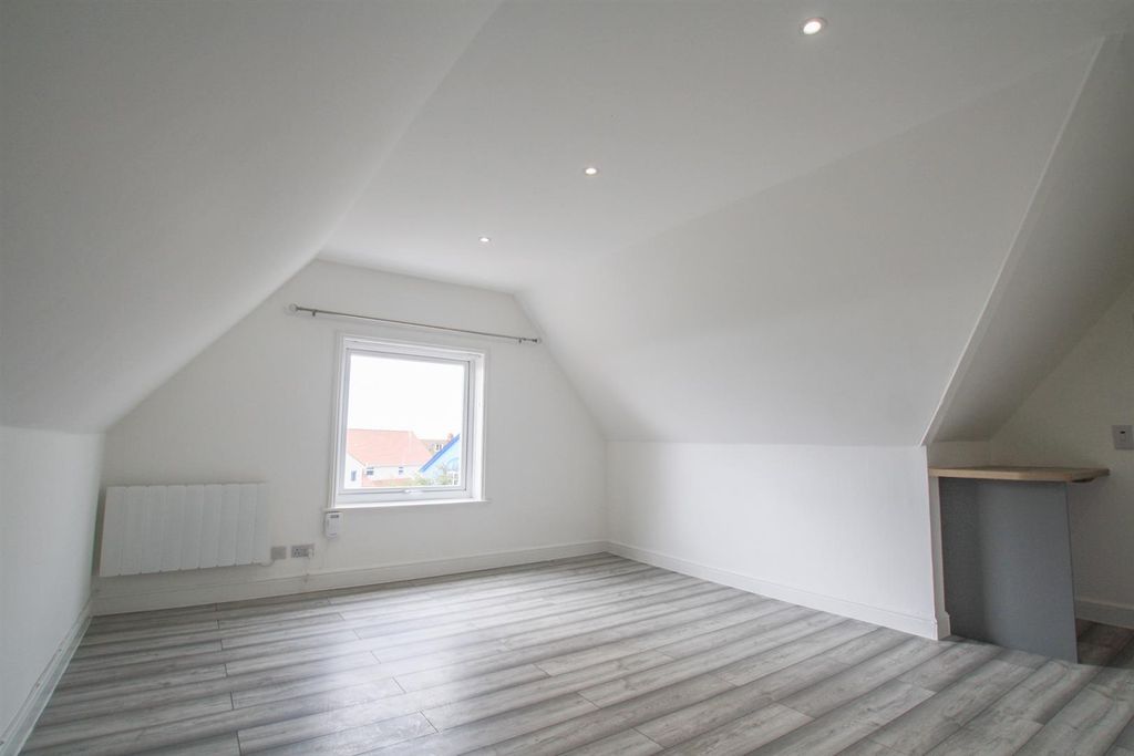 Property photo 3 of 12 Img_1211 - Copy.Jpg
