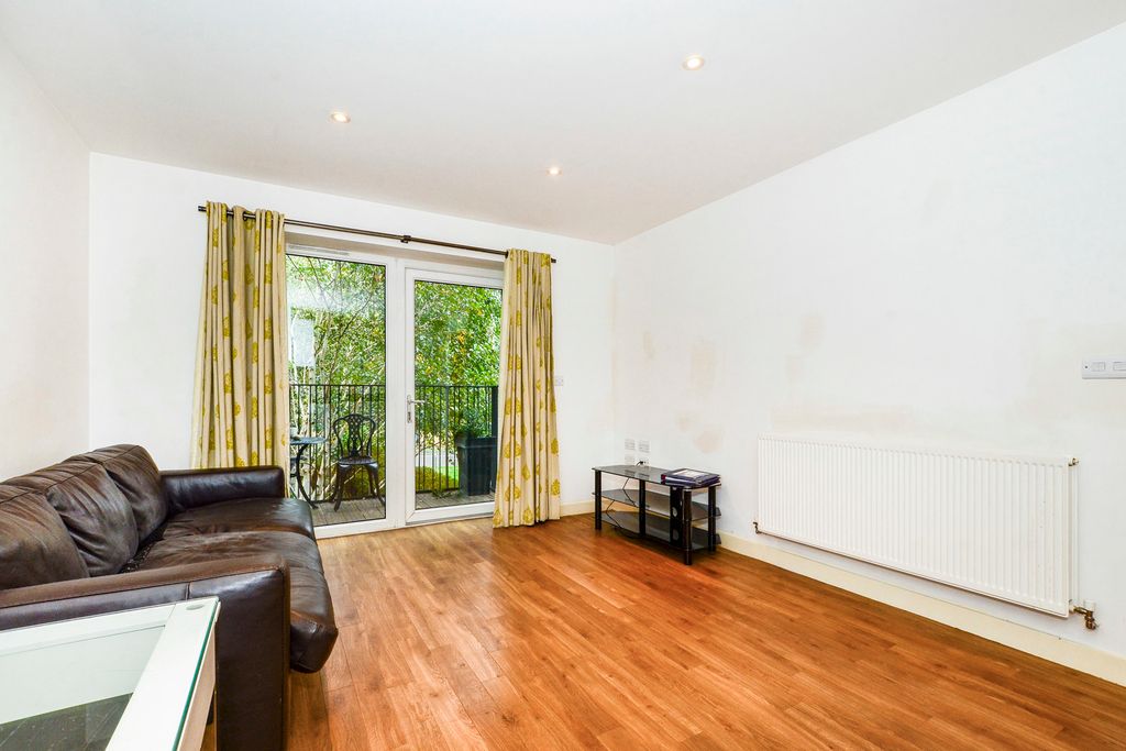 Property photo 2 of 15 Pbox-Img.Jpg