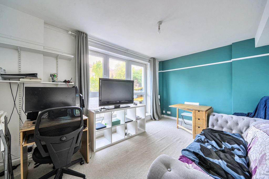 Property photo 2 of 11 Picture No. 09