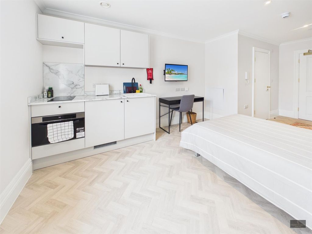 Property photo 1 of 16 Cam02887G0-Pr0639-Still002.Jpg